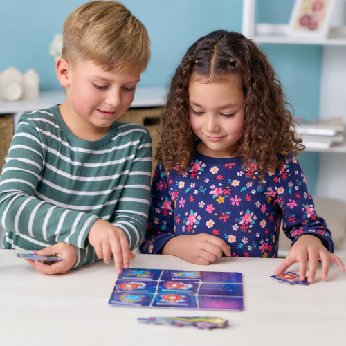 Gioco Astronauti e Croci di Orchard Toys, gioco piccolo e compatto, ottimo per i viaggi, gameplay semplice, per 2