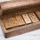 Mango-puiset dominot messinkiinlaylla Game Gift Box matkasetti 3