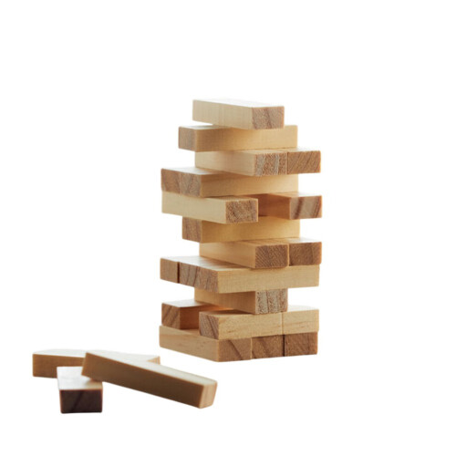 Torre de madera derribada de MidOcean Pisa 2