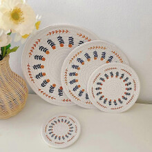 Unique Style Small Flower Cotton and Linen Mat Coaster Thickened Round Cotton Rope Mat Hand-woven Placemat Anti-scalding Dish Bowl Mat