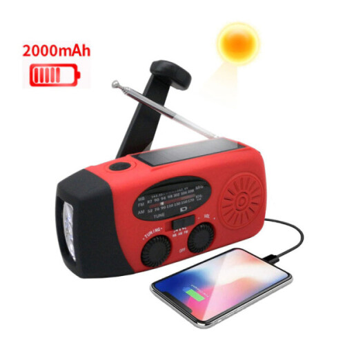 Kampiradio 2000 mAh Powerbank, aurinkokennot, taskulamppu punainen