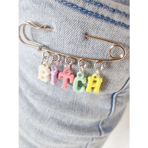 Candy Farbe Buchstaben Anhänger Pin Taille Ornament-MIWI-DADDY 1