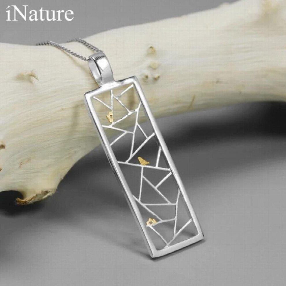 Pendentif oiseau sur fenêtre minimaliste 925 sans cadeau