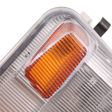 2PCs Corner Light Parking Light for L300 DELICA MB907018