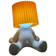 Eine kleine schüchterne Mannlampe, bescheidene Mike freche Nachtlampe Jungenlicht, weiße Geschenke für Erwachsene, Jungenschreibtisch