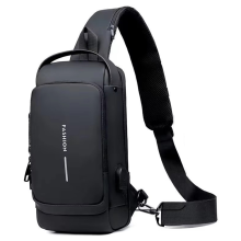 Borsa da petto da uomo - Tracolla antifurto con porta di ricarica USB
