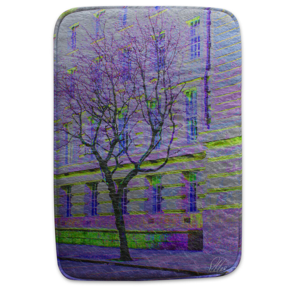 Lonely tree (Bathmat)-image-OPC-PHHX5WY-NEW