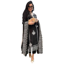 Gosriki Rayon Feminino Blend reto bordado Kurta com Pant & Dupatta (TRP BLACK-NM-GS_L_BLACK_LARGE)