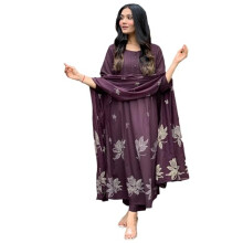 Gosriki Blend feminina Blend Anarkali Imprimiu Kurta com Pant & Dupatta (gangori wine-gs_xxl_wine_xx-large)