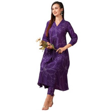 Gosriki Feminino Blend Anarkali Impresso Kurta com Pant (Marup Bethi-Gs_4xl_begani_xxxx-Large)