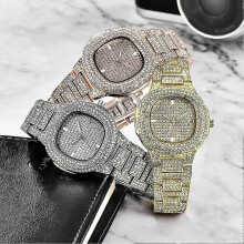 (Silver, One size) Unisex Fashion Quartz Watch with Adjustable Band and Rhinestone-Inlaid Dial