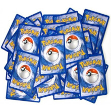 TCG: Zuf llige Karten aus jeder Serie. 100 Karten in jedem Los plus 7 kostenlose Bonus-Folienkarten.