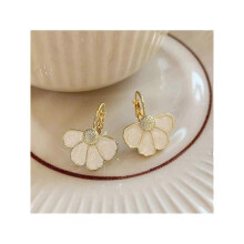 Andkiss 1 Pair Flower Design Earrings Suitable for Formal Occasions Valentines