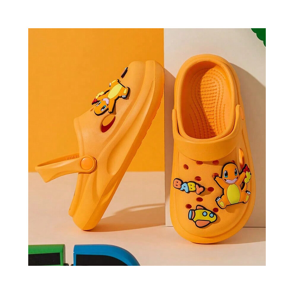 (Charmander, Inner length 17 cm) Pokemon Pikachu Hole Sandals Squirtle Charmander Slippers Sandals Anime Kawaii Home Beach Shoes Summer Slippers Kids Xmas Gift