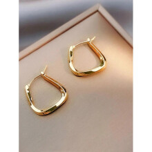 1pair Gold Tone Asymmetrical Geometric Shaped Hoop Earrings Suitable for Women s Daily Wear To Work
