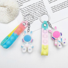 Dww-Lot de 2 porte-cls de voiture de dessin anim Space Bunny, pendentif d'accessoires de porte-cls de dessin anim, porte-cls de personnage de dessin a