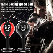 Zweierpack Speed Punching Balls Set mit Pumpen und Handschuhen, Evil Smile Design, starker Saugnapffuß,