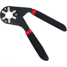 Adjustable wrench: Versatility and precision Essential tool for professionals and DIYers. Discover excellence in our wrenches (6").