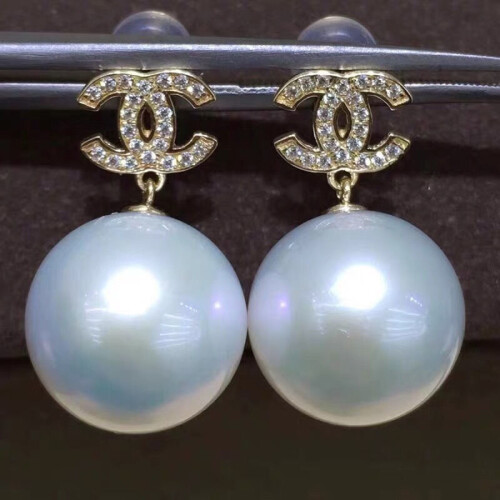 Orecchini alla moda con perle e pietre Chan in oro 12 mm 1