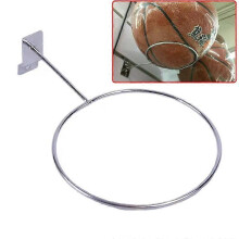 Espositore da parete per riporre palloni da calcio, basket e calcio