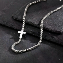 Krížové náhrdelníky pre mužov Chlapci nabok Nerezový štvorhranný retiazkový golier Nové trendy štýlové