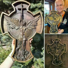 Archanjel St Michael Katolícka socha Vykupiteľ Anjelský kríž Živica Ručné práce Domáce Spálne Záves