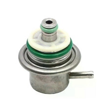 Uusi polttoaineen paineensäädin 9404583 vuosille 2000-2004 VOLVO S40 V40 19T