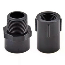Musta PVC-suoraliitin 1/2 3/4 1 uros/naaras kierre 20/25/32 mm puutarhakasteluvesiputkeen suora