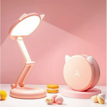 Niedliche rosa LED-Schreibtischlampe, 8 Helligkeitsstufen, wiederaufladbar und tragbar für Kinderzimmer und Home-Office