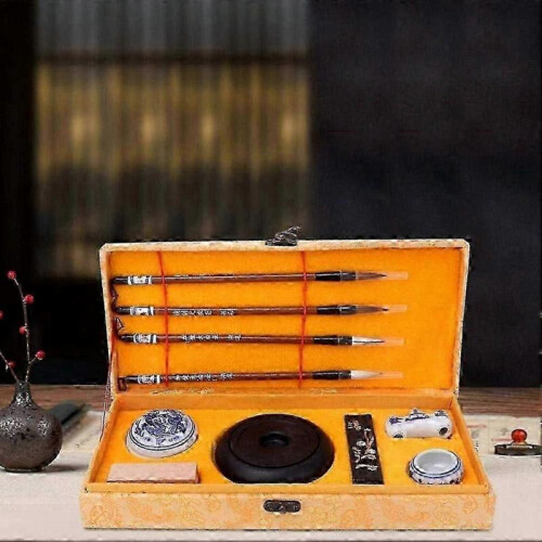 Traditional Chinese Calligraphy Kit with Ink And Brushes for Artistic Writing 1