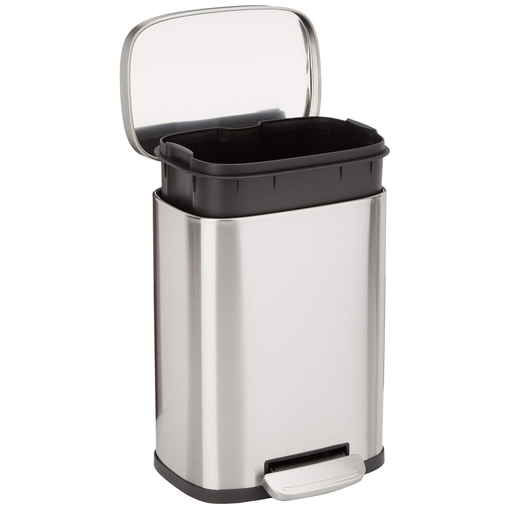 Amazon Basics Smudge Resistant Rectangular Trash Can With Soft-Close Foot Pedal, Brushed Stainless Steel, for Bathroom & small space, 5 l /1.3 gallon