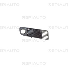 Audi A6 2 (4B2-C5/4B5-C5) Phase 1 1997-2001 schwarzer offener Kühlergrill vorne links