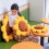 Cuscino di peluche portatile a forma di girasole, morbido e imbottito 4