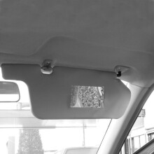 Yleiskäyttöinen meikkipeili taustapeili matkailuautoon