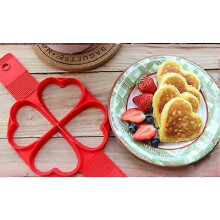 Moule à crêpes antiadhésif en silicone à 4 trous en forme de cœur et de fleur pour omelettes et gaufres
