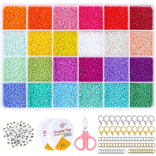 14440 kusov sklenených korálok a 100 kusov korálok s písmenami abecedy, 2 mm mini korálky, rokajl s elastickou šnúrkou, nožnice kompatibilné