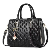 Bolso de mano negro para mujer, moderno, suave, con relieve, tipo bandolera