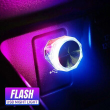 Auto-Zigarettenanzünder USB-Atmosphärenlicht LED Mini Buntes Nachtlicht Kabellose Auto-Innenbeleuchtung