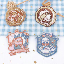 (As show, One size) Set of 4 computer embroidered brooch shirt uniform teddy bear embroidered badge cute fabric sticker clothing accessories accessories