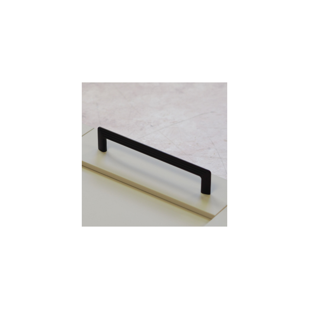 Matt Black Kitchen Cabinet Handle Reeded Ridged 160Mm 5060796706857