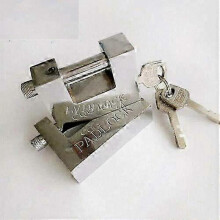 Heavy-duty Stainless Steel Padlock, Theft-resistant, 50mm Size, Secure Lock with 3 Keys for Shipping
