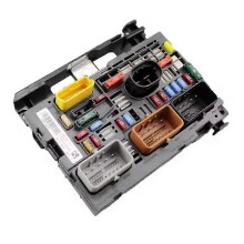 Fuse Box Assembly for Berlingo Partner 408 607 Expert Jumy 9807028780 9664706180 9675878280