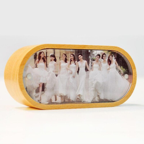 Round Wooden Picture Frame 1