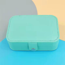 Jewelery Box, Small Jewelery Case Women Girls Travel Jewelery Organizer, for Rings, Earrings, Necklaces, Bracelets, Includes Silver Polishing Cloth (b