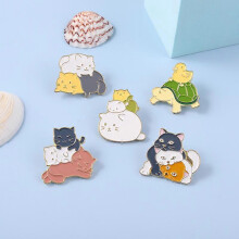 (As show, One size) 5 Pack Cute Enamel Brooch Pins Cartoon cute cute little animals stacked cats, turtles and chicks series brooch trinkets for Backpacks Badges Hats Bags
