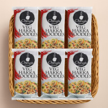 Ching's Secret Veg Hakka Noodles – 150g (Pack of 6) | Authentic Desi Chinese Noodles for Stir-Fry Recipes | Total: 900g