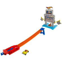 Set di piste per l'abbattimento di bersagli tripli Hot Wheels