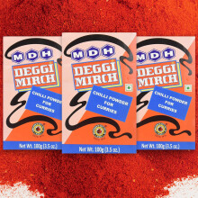 MDH Deggi Mirch – 100g (Pack of 3) | Mild Hot Red Chilli Powder for Vibrant Colour & Balanced Heat | Total: 300g