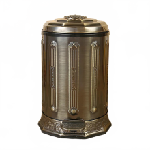 Bronzene Metall - Mülleimer mit Fußpedal - Stilvoller Abfalleimer für die Heimdekoration (Modell LJT002E)