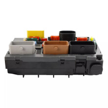 Motorzekeringkast voor Peugeot 407/3008 en Citroën C5/C4 Picasso - Model BSM R02 00 (Onderdeelnummer 9675877980)